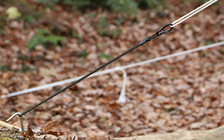 テント・タープのハトメに使用しペグ打ちができる