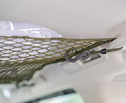 カーテンレールとして使え自在に長さが調節できる